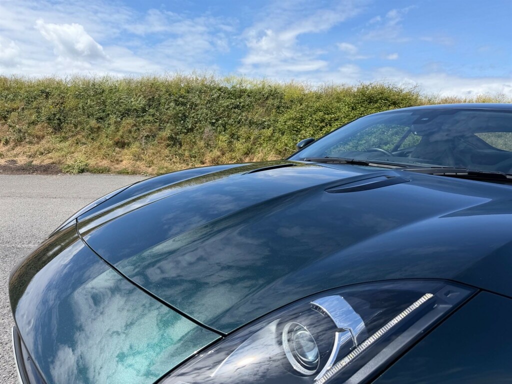 Jaguar F-Type 3.0 Supercharged V6 White #28