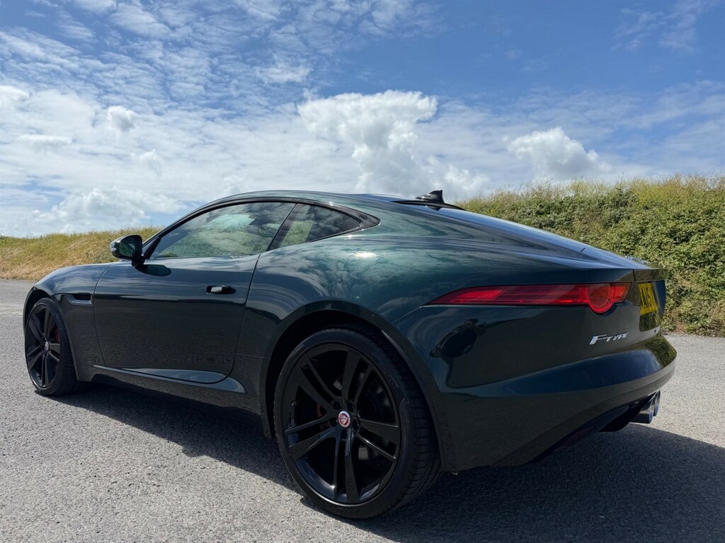 Jaguar F-Type 3.0 Supercharged V6 White #21