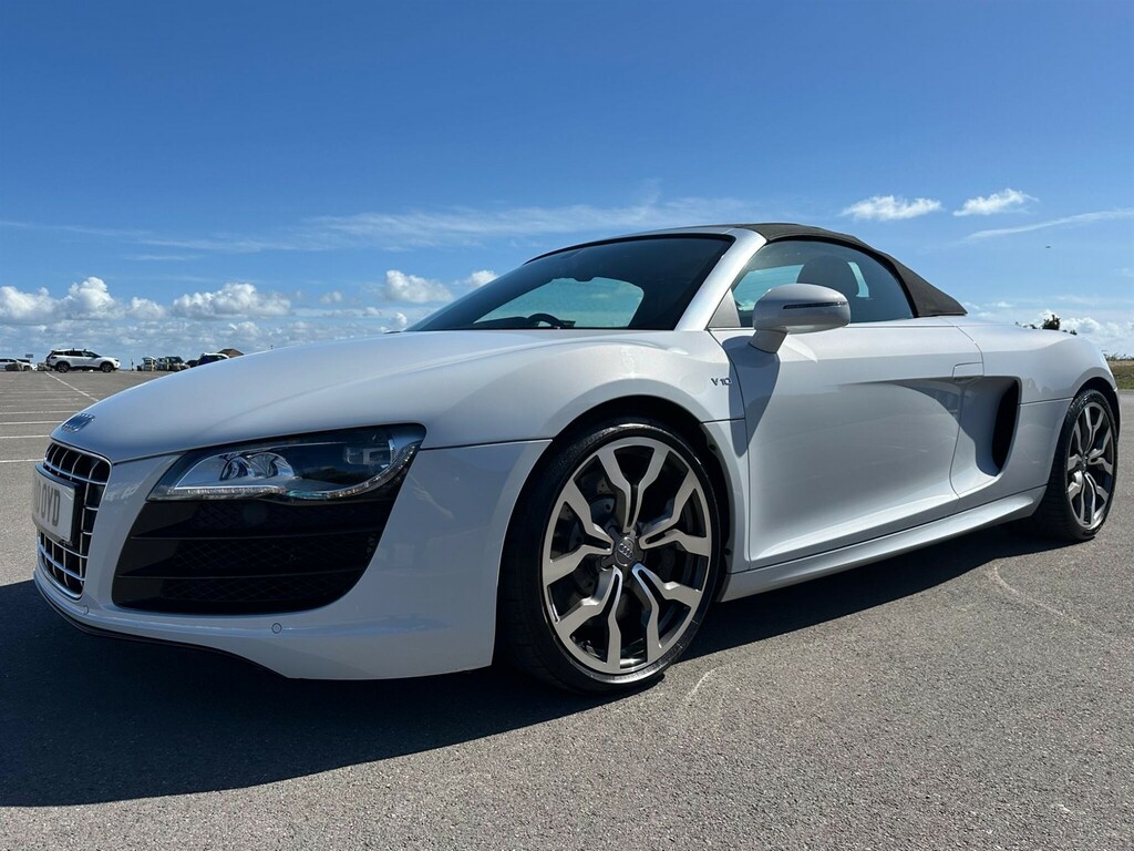 Audi R8 Convertible Black #27
