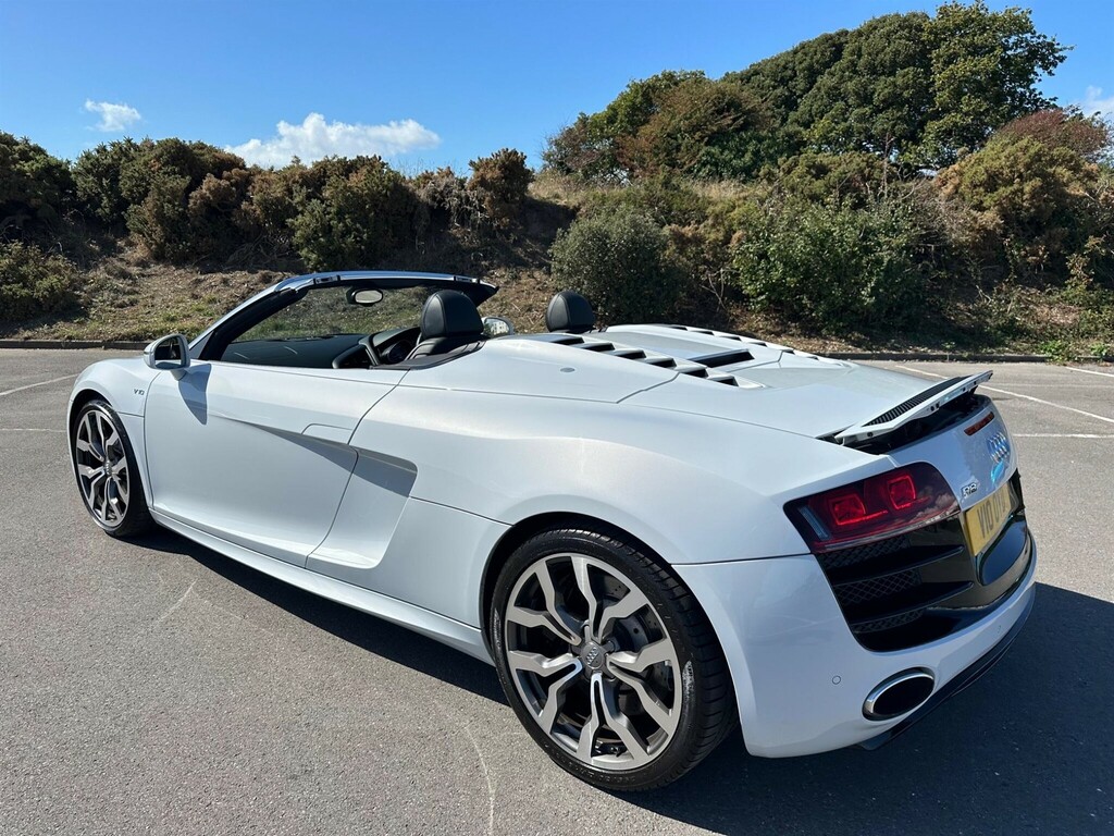 Audi R8 Convertible Black #10