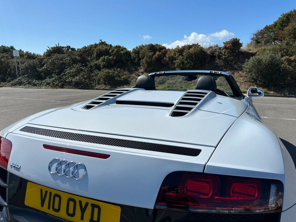 Audi R8 Convertible Black #43