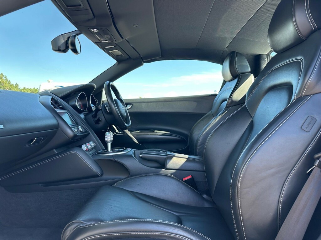 Audi R8 Convertible Black #54