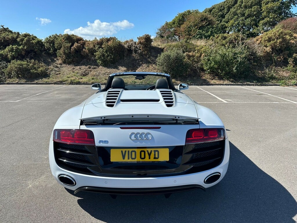 Audi R8 Convertible Black #12