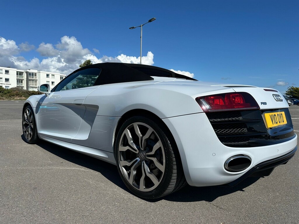Audi R8 Convertible Black #26