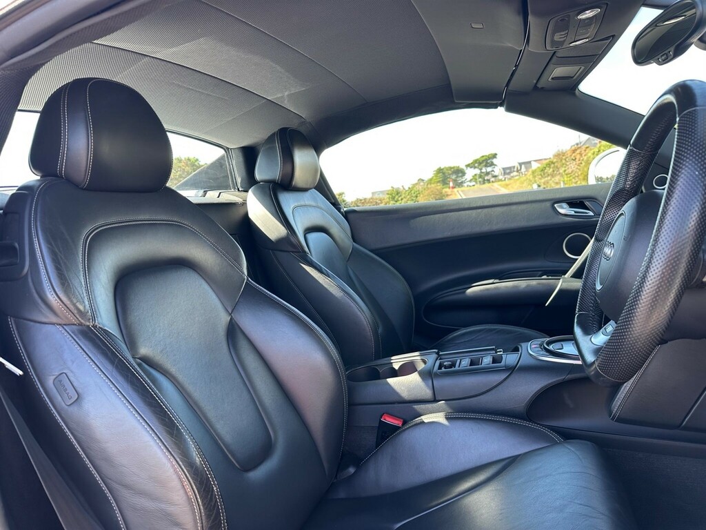 Audi R8 Convertible Black #50