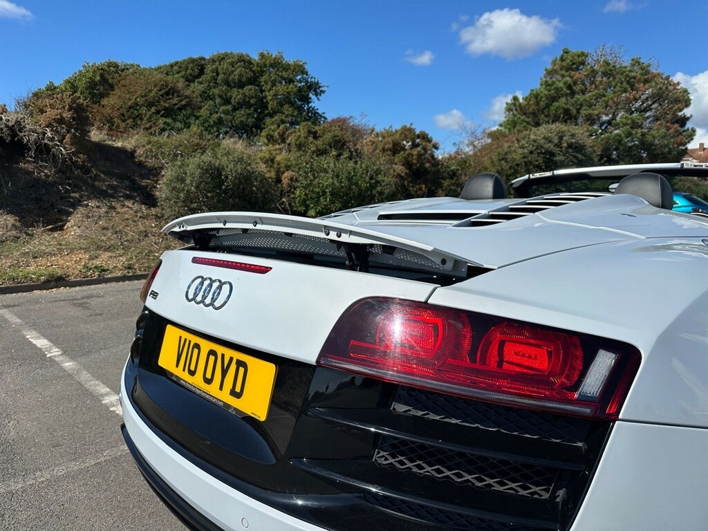 Audi R8 Convertible Black #31