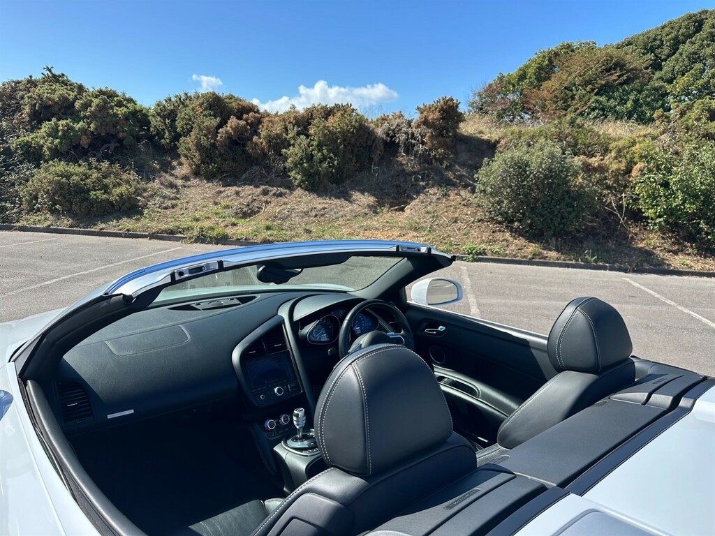 Audi R8 Convertible Black #48