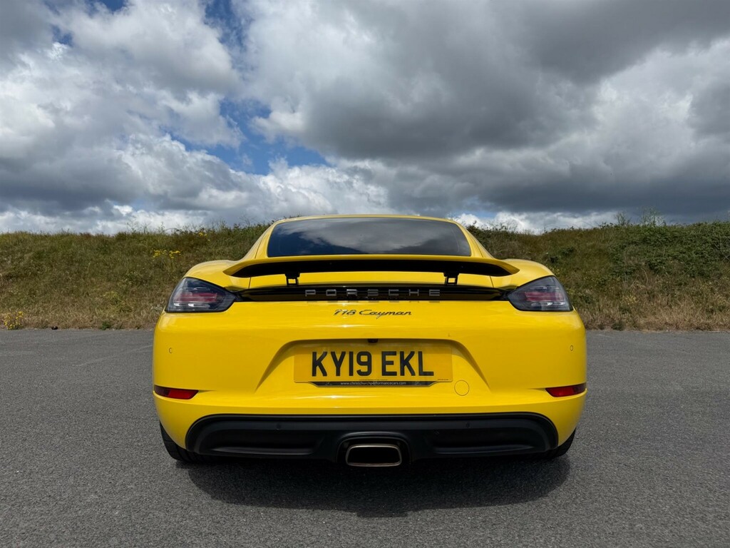 Porsche 718 Cayman 718 Cayman Gts S-a Red #11