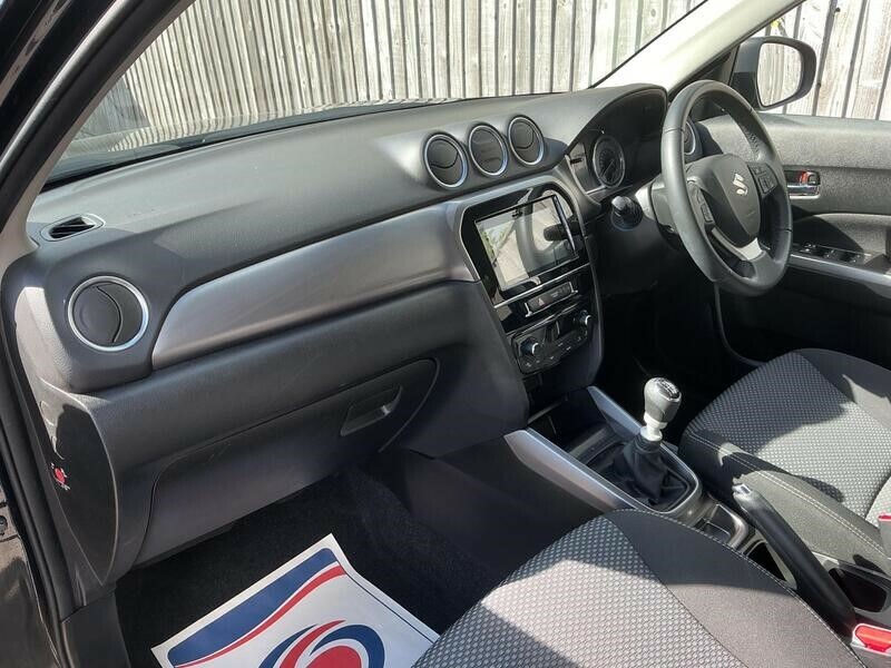 Suzuki Vitara Vitara Sz-t Hev White #16