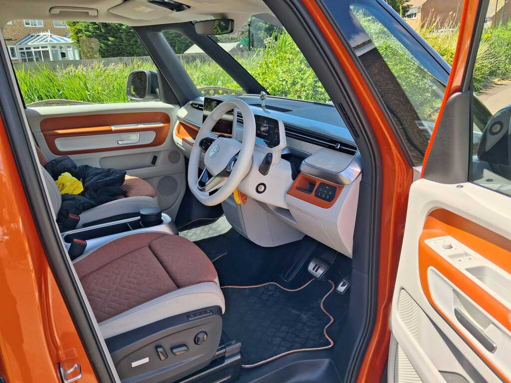 Volkswagen ID.Buzz Buzz Pro 77Kwh 1St White #2