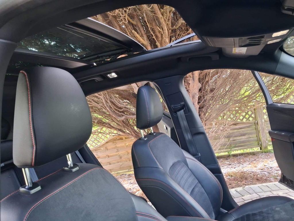 Ford Kuga 2.0 Ecoblue Mhev St-line YE72OWD Black #2