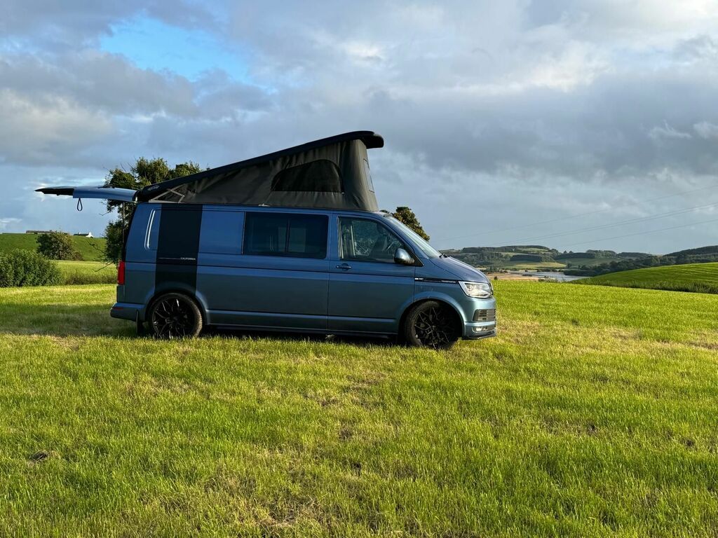 Volkswagen Transporter California Conversion Blue