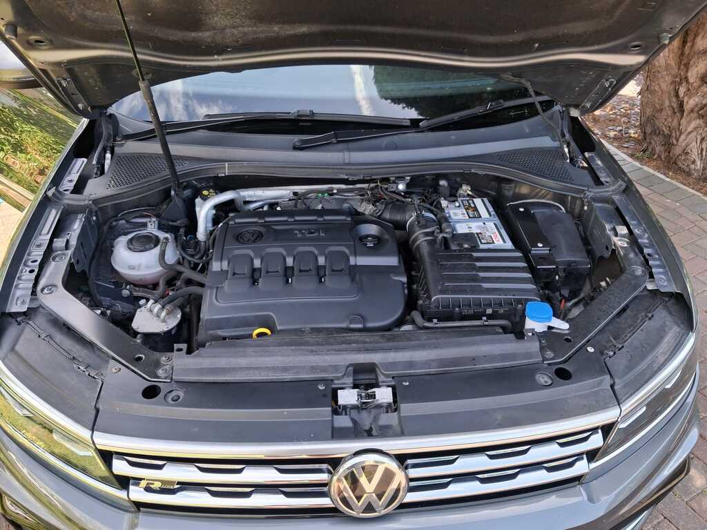 Volkswagen Tiguan 2L R-line Blue #6