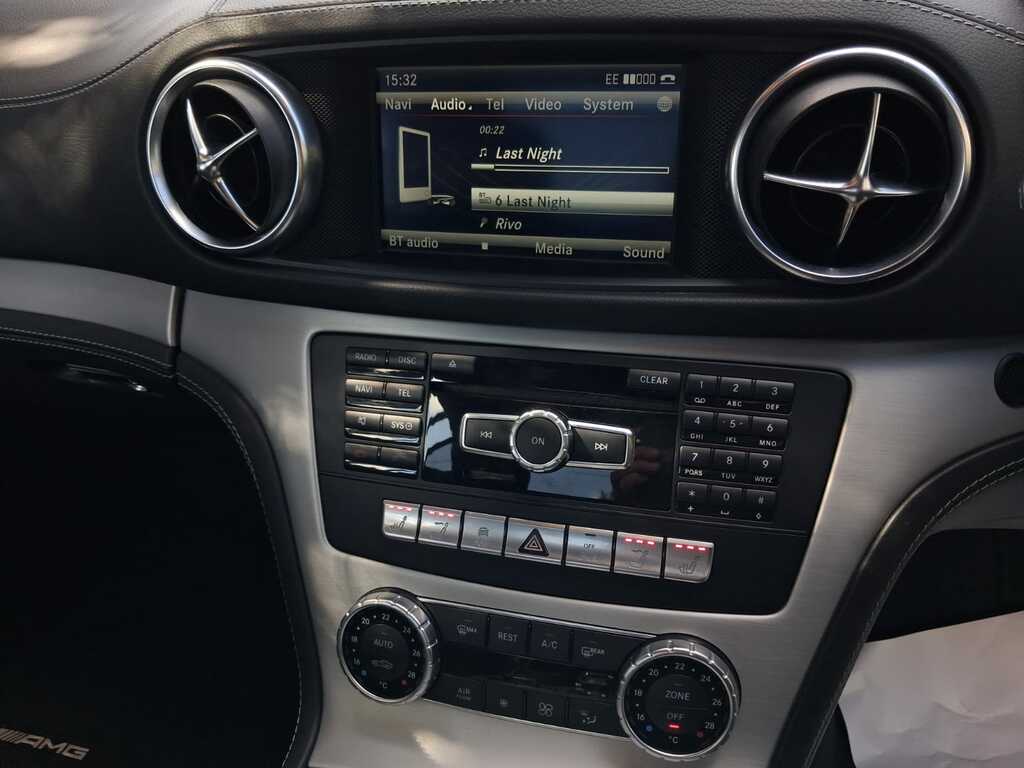 Mercedes-Benz SL Class 400 Black #11