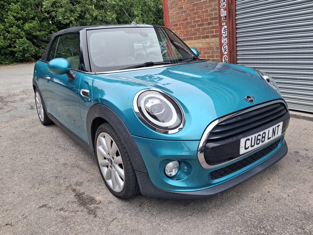 Mini Convertible 1.5 Cooper Steptronic Euro Blue