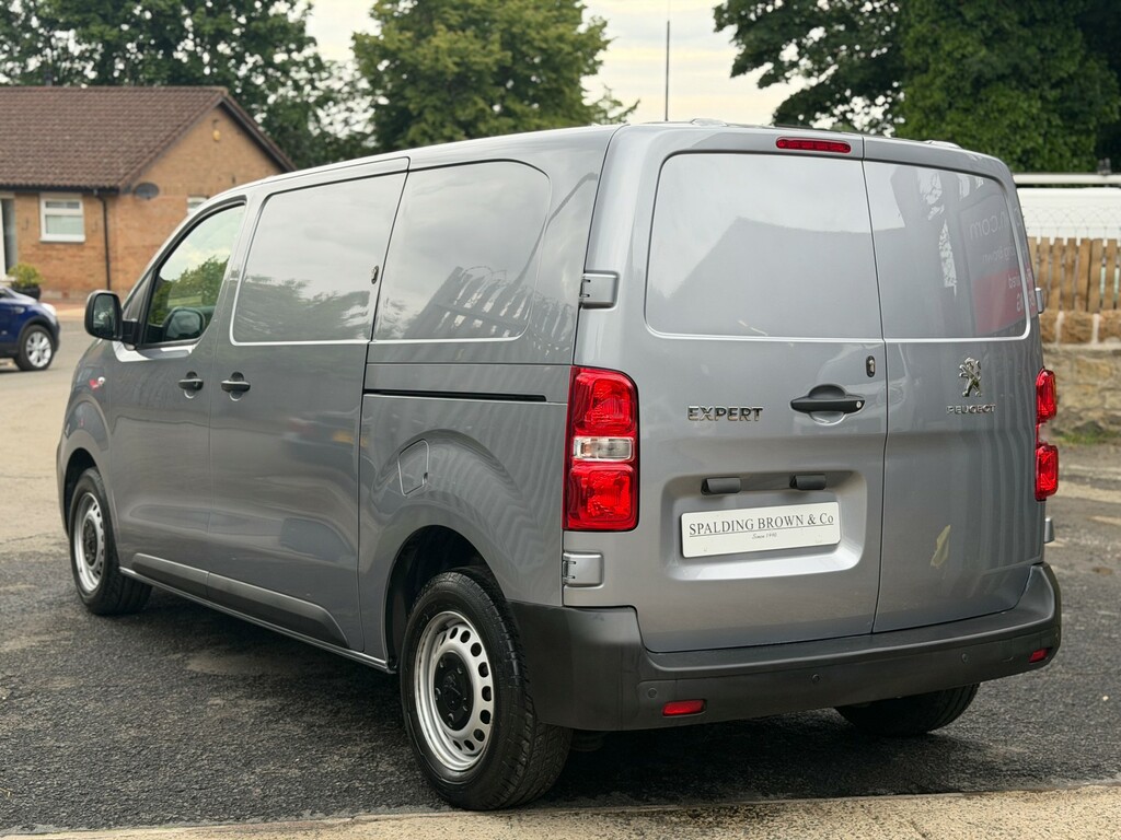 Peugeot Expert 2.0 Bluehdi 1400 Professional Premium Standard Pan  #2