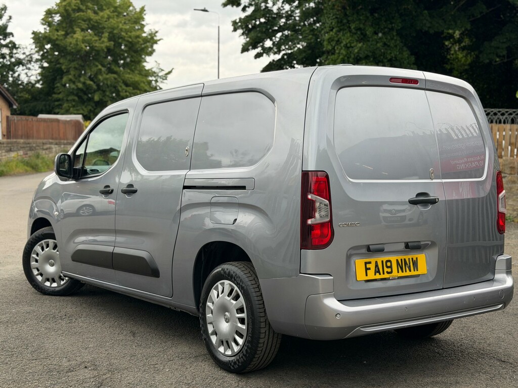Vauxhall Combo 1.6 Turbo D 2300 Sportive Panel Van Man FA19NNW #3