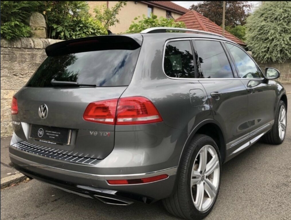 Volkswagen Touareg 3.0 Tdi V6 Bluemotion Tech R-line Plus Suv Die #2