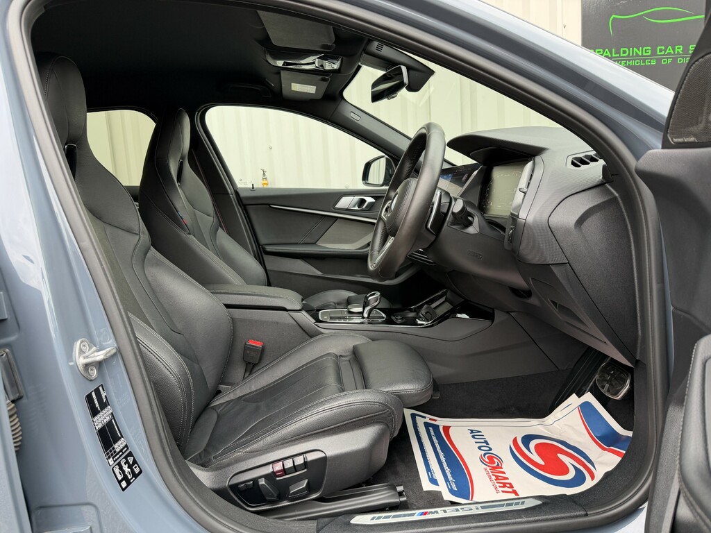 BMW M1 Xdrive Blue #21