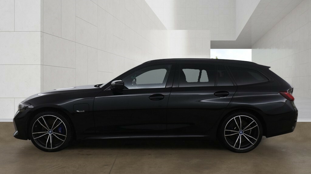 BMW 3 Series Xdrive M Sport Prodriving Assistant Procomfortt  #3