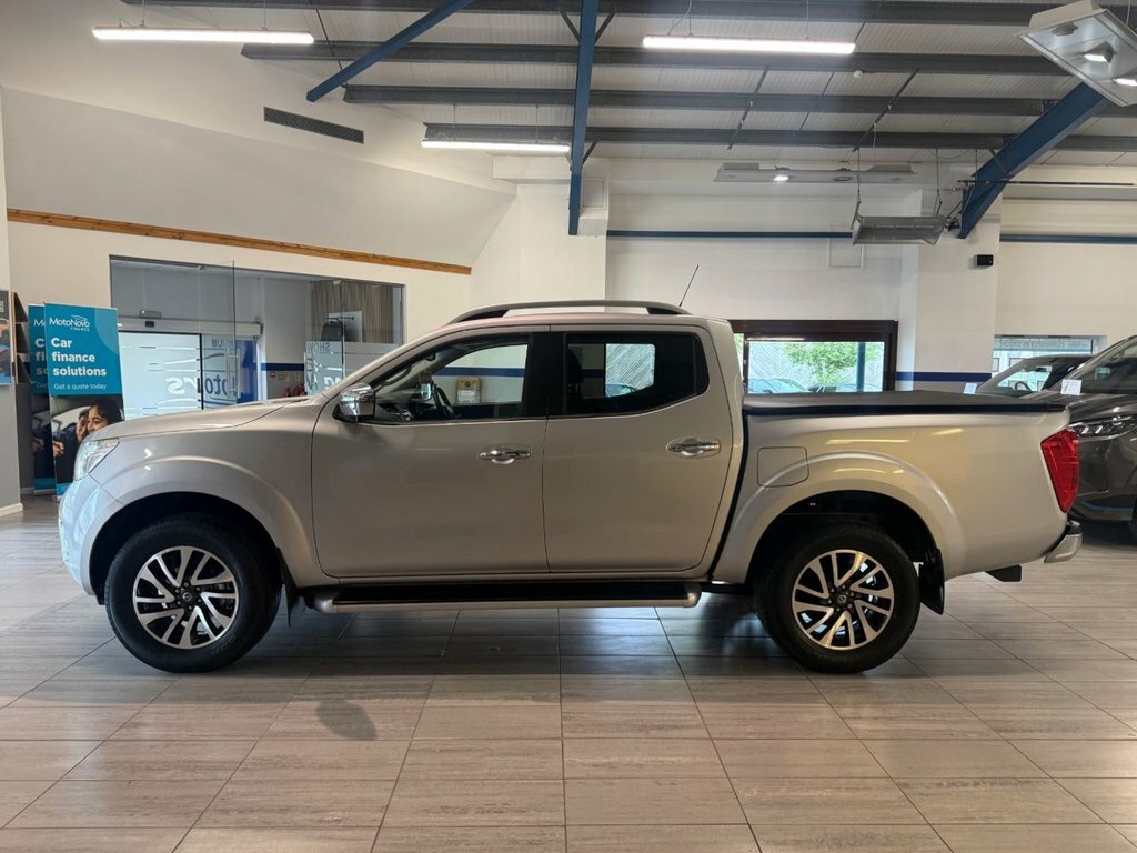 Nissan Navara 2.3L Tekna Silver #6