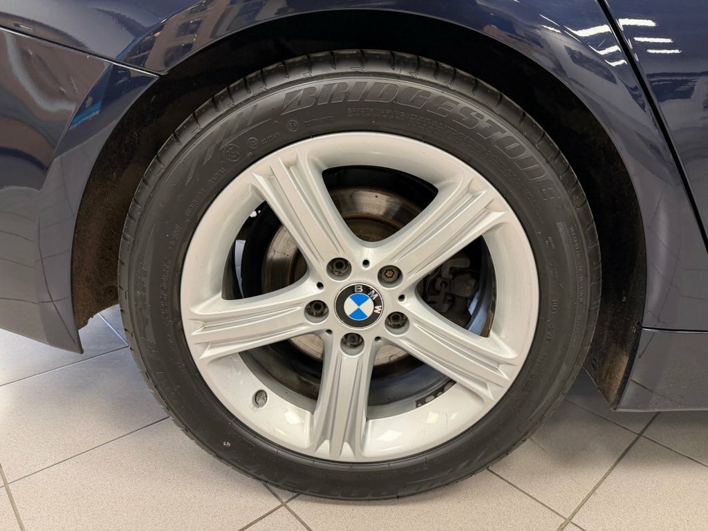 BMW 4 Series Gran Coupe Hatchback White #24
