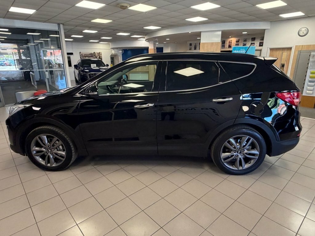 Hyundai Santa Fe 2.2L Premium Se Black #4