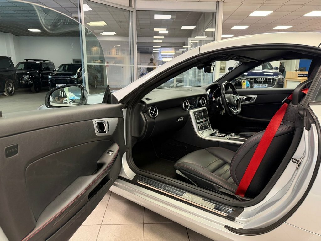 Mercedes-Benz SLC Diesel  #19