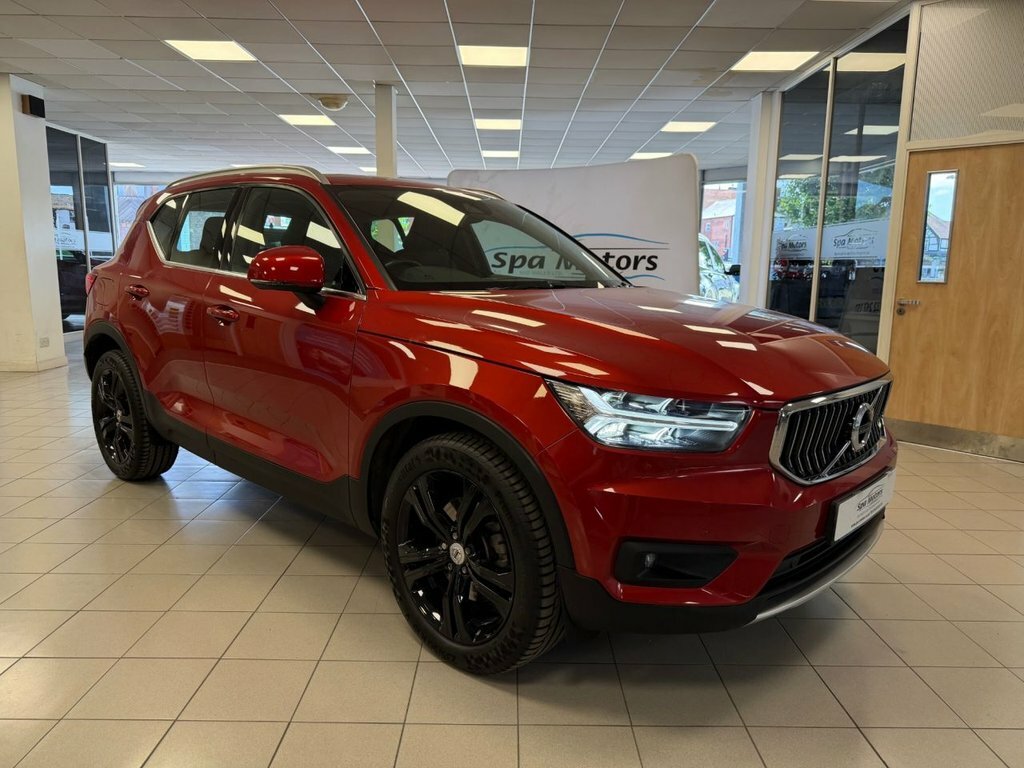 Volvo XC40 2L Inscription Pro Red