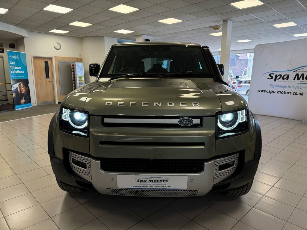 Land Rover Defender 3L Se Green #2