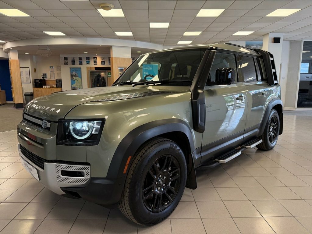 Land Rover Defender 3L Se Green #3