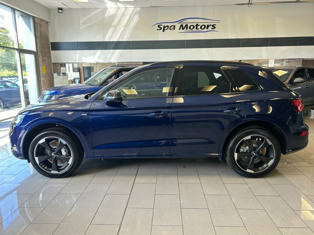 Audi Q5 2L Black Edition Blue #4