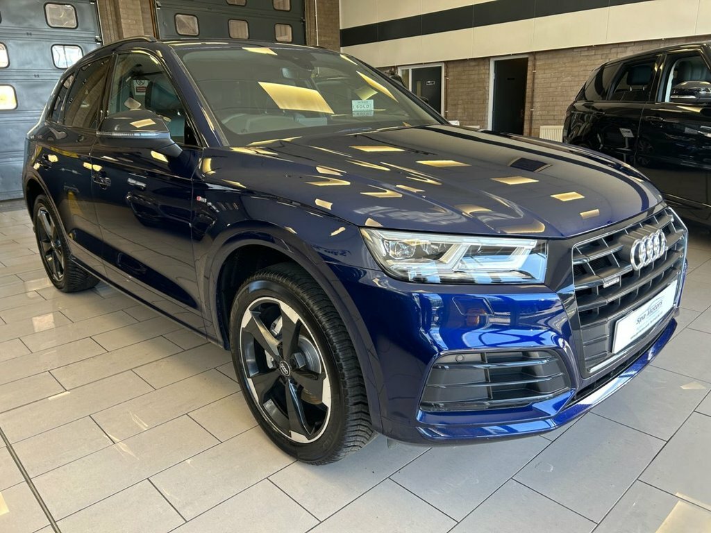 Audi Q5 2L Black Edition Blue