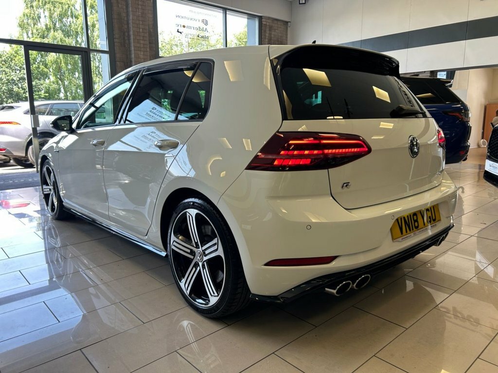 Volkswagen Golf 2L R VN18YGU White #5