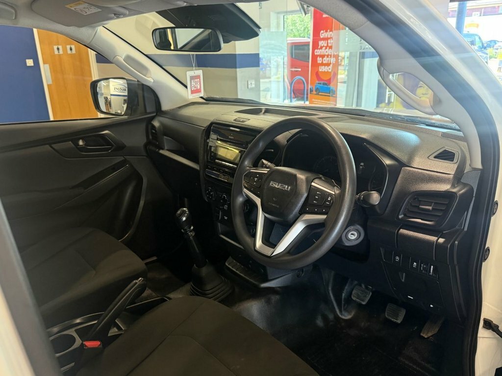 Isuzu D-Max Pickup 1.9 Td Dl40 4Wd Euro 6 Ss 2021 Black #9