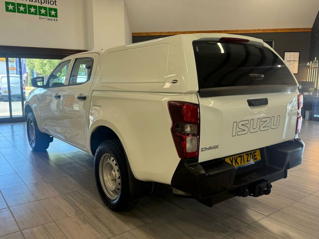 Isuzu D-Max 1.9L Utility White #6