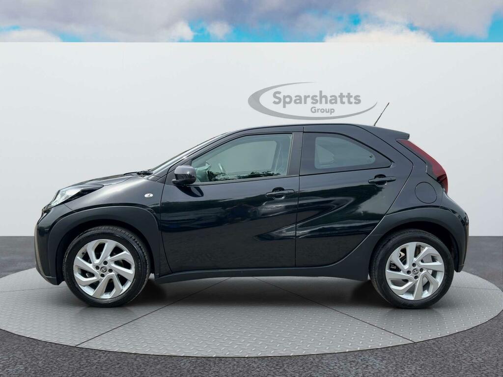 Toyota Aygo X 1.0 Vvt-i Pure Euro 6 Ss BJ72NTO Black #4