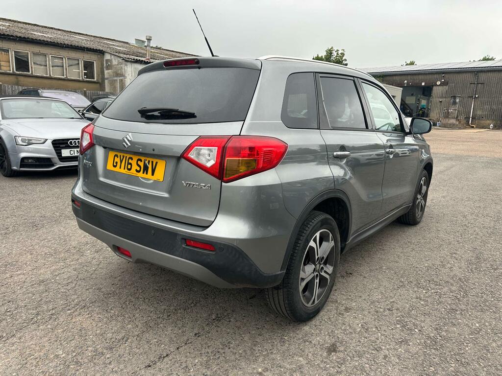 Suzuki Vitara 1.6 Sz5 Euro 6 Ss GY16SWV Grey #4
