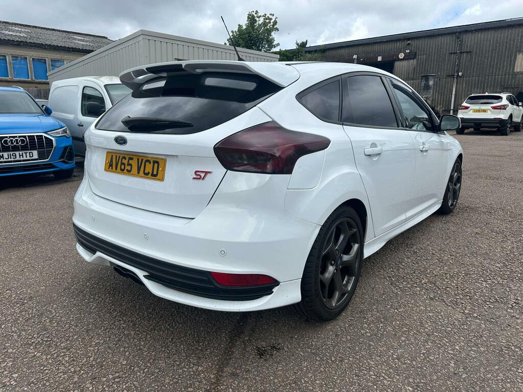 Ford Focus 2.0T Ecoboost St-3 Euro 6 Ss White #4