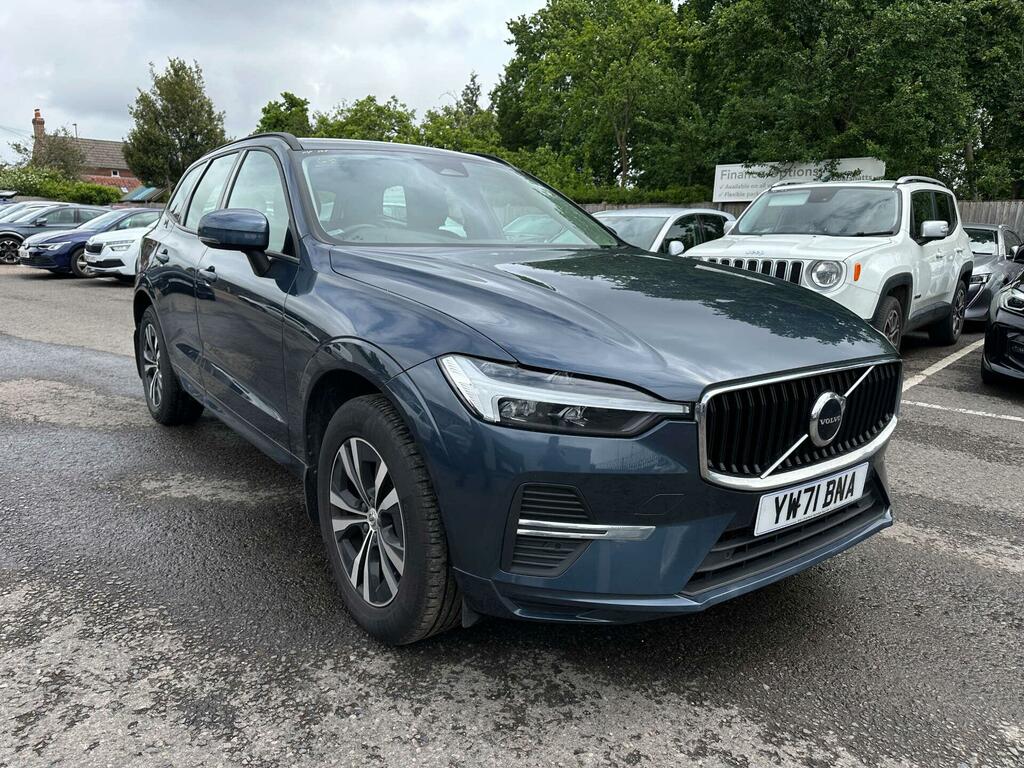 Volvo XC60 2.0 B5 Mhev Momentum Euro 6 Ss Blue