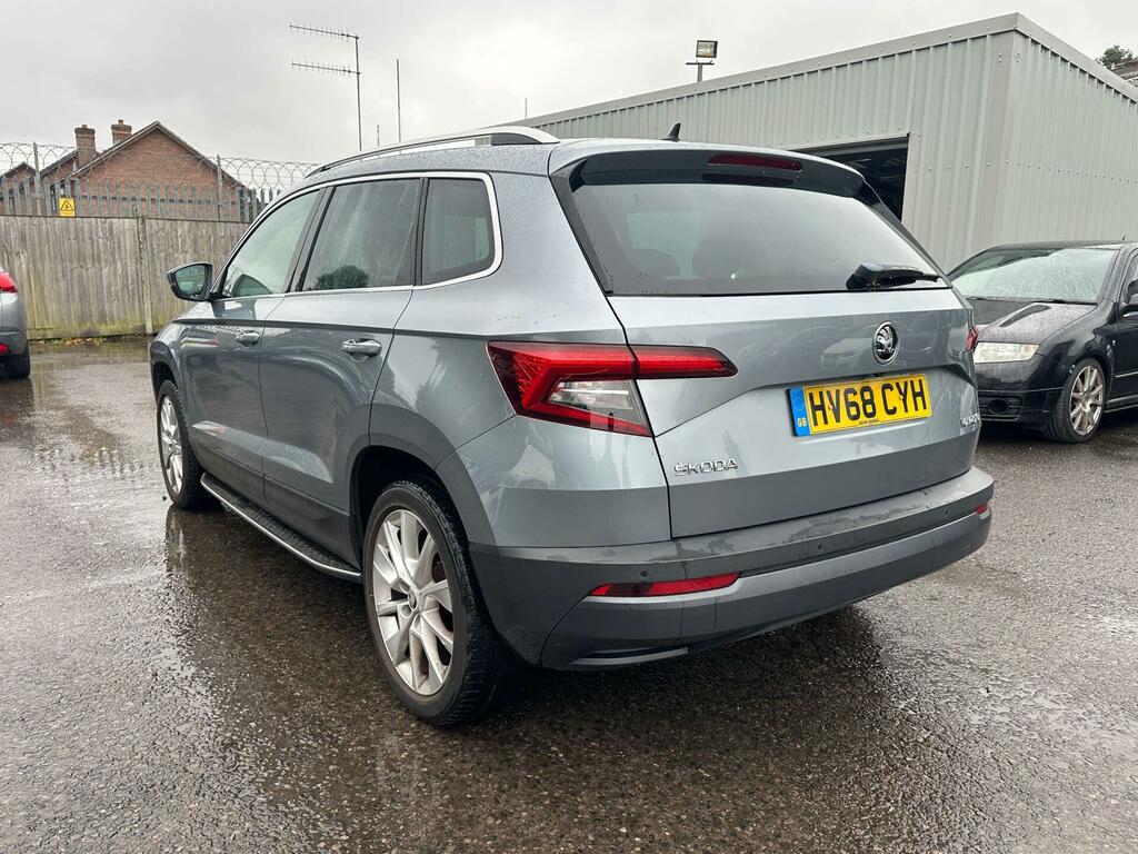 Skoda Karoq Se L Grey #3