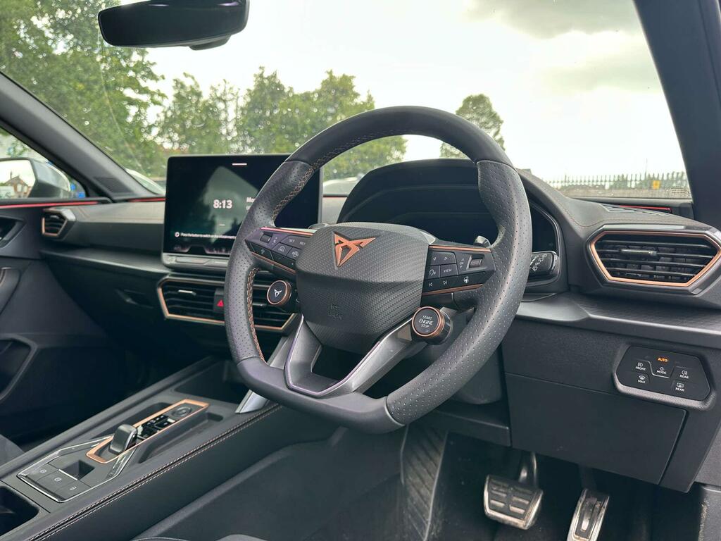 Cupra Leon V2 White #5