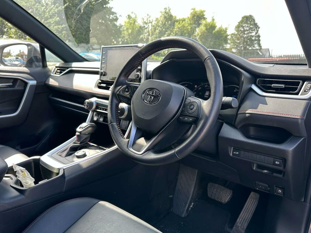 Toyota Rav 4 Dynamic #3