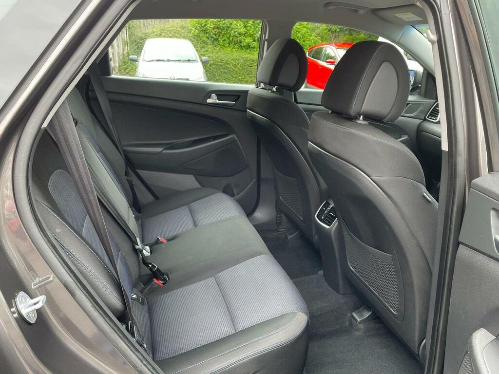 Hyundai Tucson 1.7 Crdi Blue Drive Se Euro 6 Ss WA17RDZ Grey #6