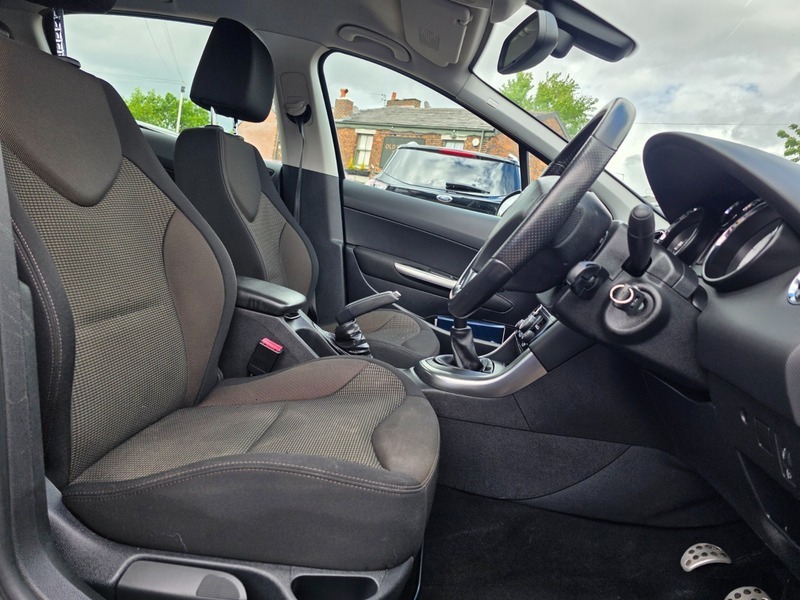 Peugeot 308 Hdi Active Navigation Version Blue