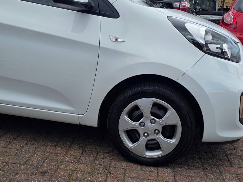 Kia Picanto 1 White #6