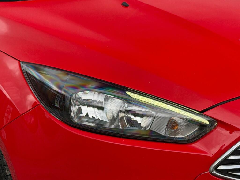 Ford Focus 1.5 Tdci Titanium Euro 6 Ss EK67UHE Red #6