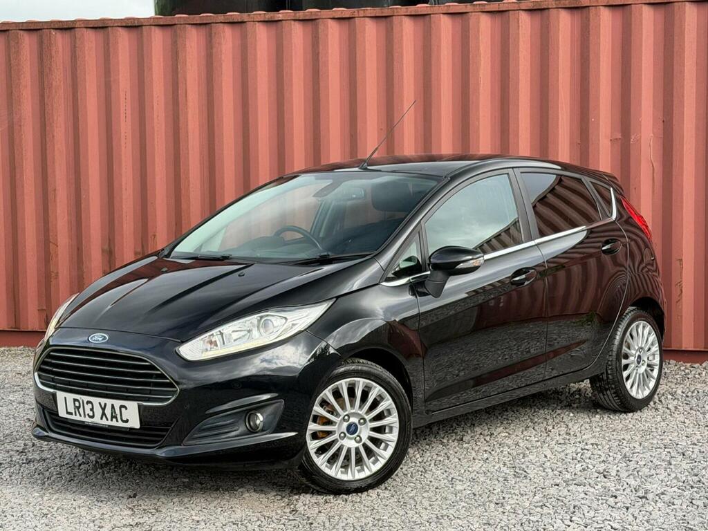 Ford Fiesta 1.5 Tdci Titanium Euro 5 LR13XAC Black #2