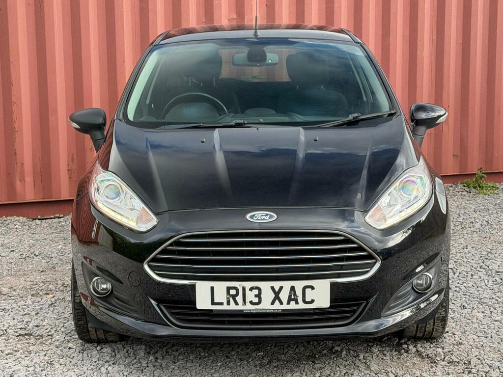 Ford Fiesta 1.5 Tdci Titanium Euro 5 LR13XAC Black #4