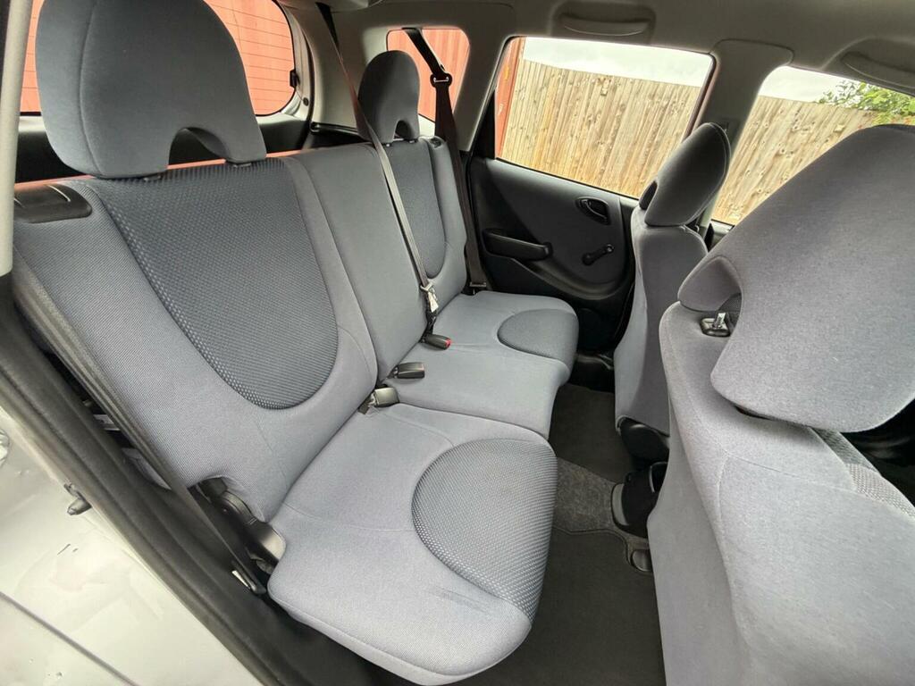 Honda Jazz Dsi Se Silver #37
